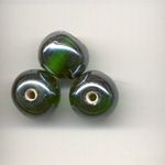 Glass lustre beads