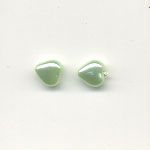 Glass pearls - 6mm heart - Pale Green