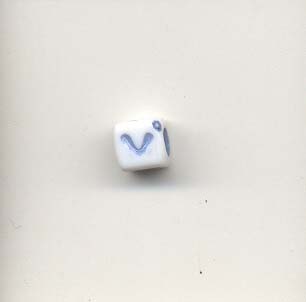 Alphabet beads - Letter V