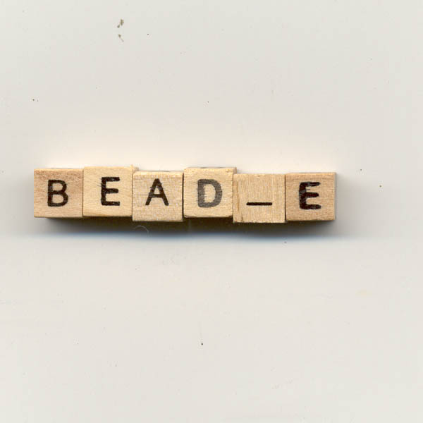 Wooden alphabet beads - Pack